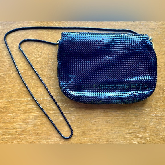 Vintage 1980’s Black Shiny Metal Chain Mail Purse Clutch Handbag W/Chain Strap - Picture 2 of 8